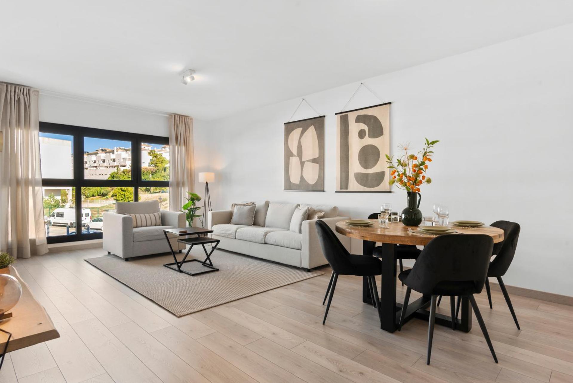 Beautiful 2-Bedroom Apartment Near Center And Beach Estepona Exteriér fotografie